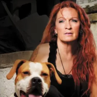 Tia Torres Husband, Teeth, Net Worth, Daughters, Bio, Age, Wikipedia, Married, Family and Height