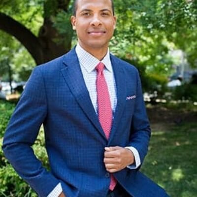 Errol Barnett CBS, Wife, Parents, Age, Sister, Net Worth, & Salary