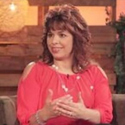 Laura Marie Holtzmann Bio, Age, Joyce Mayer, Husband, Height, Children and Dave Mayer