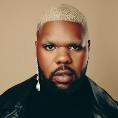 MNEK Bio, Age, Partner, Net Worth, Pronouns, Height, Head & Heart Lyrics, Songs and Craig David