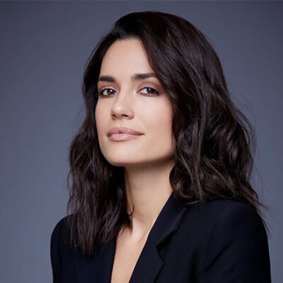 Torrey DeVitto Bio, Age, Parents, Husband, Net Worth, Vampire Diaries, Movies