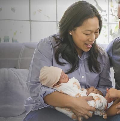 August Chan Zuckerberg with her mother Photo