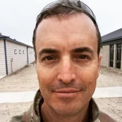 Dan Stanchfield Bio, Age, Kelly Carlson Husband, Wiki, Navy Seal, San Diego and Knife Business 