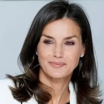 Pilar Queen (Andrew Ross Sorkin’s Wife) Wedding, Sorkin, Net Worth, Wiki, Bio, Age, Nose and Height