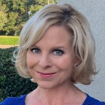 Laura Hussey Wear TV, Bio, Age, Wiki, Wedding, Husband, Measurements, Channel 3 News and Net Worth