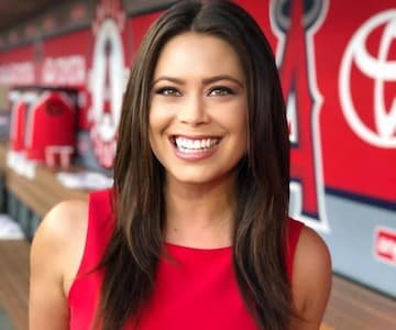 Alex Curry Husband, FOX Sports, Wiki, Age, Height, Sisters, Salary, Worth