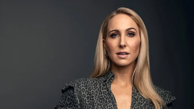 Nikki Glaser Bio, Age, Height, Family, Siblings, Sister, EX Husband
