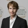 Grant Achatz Bio, Age, Wife, Children, Height, Net Worth, Books, Michelin star and Restaurant