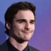 Jacob Elordi Bio, Age, Wiki, Height, Net Worth, Parents, Girlfriend, Movies and TV Shows