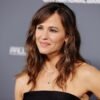 Jennifer Garner Bio, Age, Wiki, Net Worth, Height, Parents, Husband, Kids, Movies, TV Shows, Daredevil