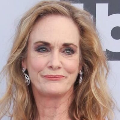 Lisa Emery Bio, Age, Wiki, Net Worth, Height, Parents, Movies, TV Shows, Ozark