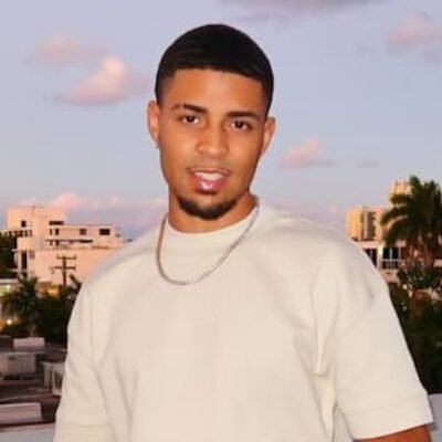 Noah Jacob Bio, Age, Net Worth, Height, Birthday, Ethnicity, Nationality, Brother, Parents, Siblings, Girlfriend, YouTuber