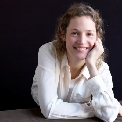 Vicky Krieps Bio, Age, Wiki, Net Worth, Height, Parents, Husband, Children, Movies and TV Shows