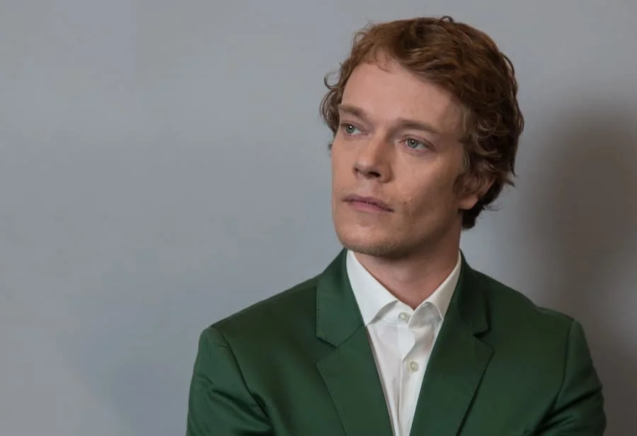 Alfie Allen Photo