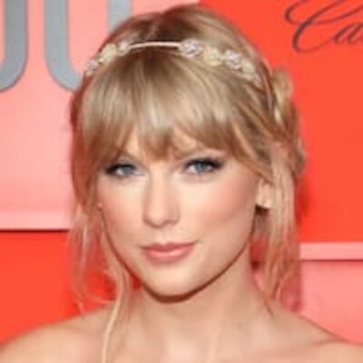 Taylor Swift Bio, Age, Boyfriend, Height Net Worth, Cardigan, Lover, Enchanted, Songs and Albums