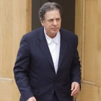 Charles Saatchi Bio, Age, Education, Wife, Books, House, Art Collection, Abuse
