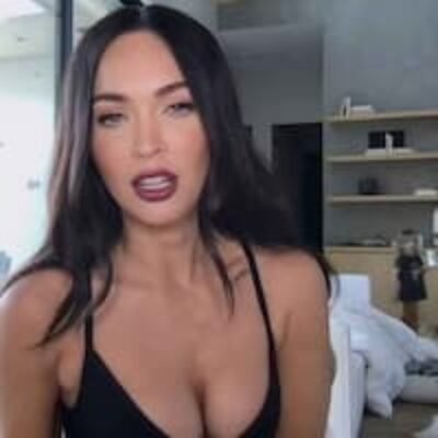Megan Fox Bio, Age, Husband, Children, Height, Thumbs, VMA, Transformers, Plastic Surgery