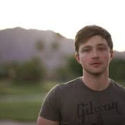 Sterling Knight Bio, Age, Wiki, Net worth, Married, Parents, Siblings, Height, Nationality, Movies and TV Shows