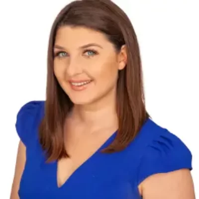 Meghan Bragg WCNC, Bio, Age, Husband, Height, Family, Salary and Net Worth