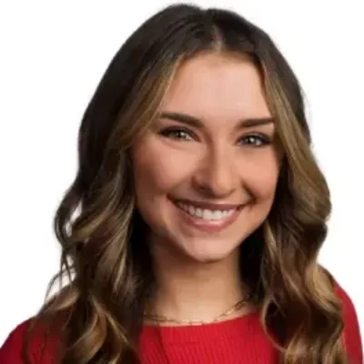 Mia Atkins WCNC, Bio, Age, Engaged, Husband, Height, Sam Mikulak, Salary and Net Worth