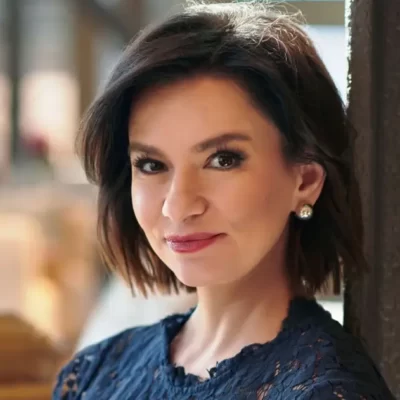 Bree Smith Channel 5, Net Worth, Husband, Bio, Birthday, Age, Surgery, Height, Salary and Tattoo