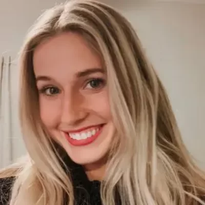 Hannah Goetz Wedding, WSOC, New Job, Bio, Age, Lung Transplant, Height, Salary and Net Worth