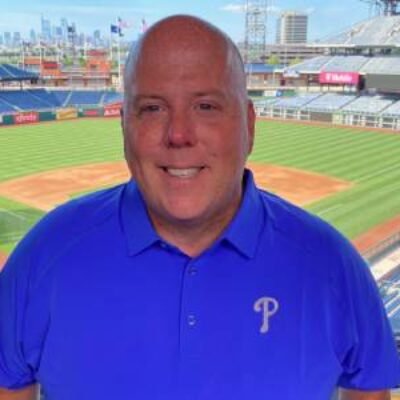 Tom McCarthy Broadcaster, Salary, Height, Bio, Age, Wife, Family, Net Worth and Philadelphia Phillies