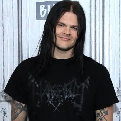 Travis Bacon Wiki, Age, Band, Movie, Net Worth, Wife, Height, Hair