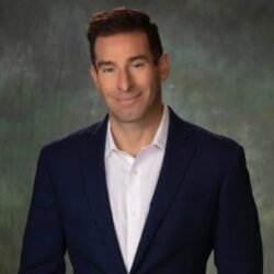 Elie Honig CNN, Wedding, Wife, Bio, Age, Net Worth, Eye Injury